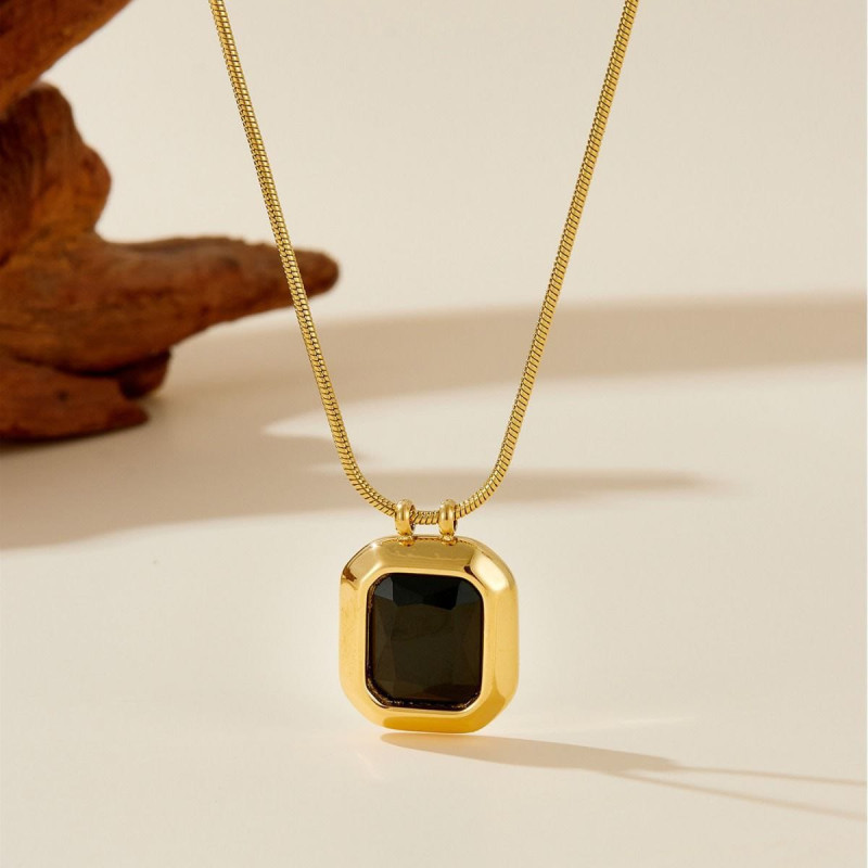 Green zircon stone necklace (Color Guarantee)