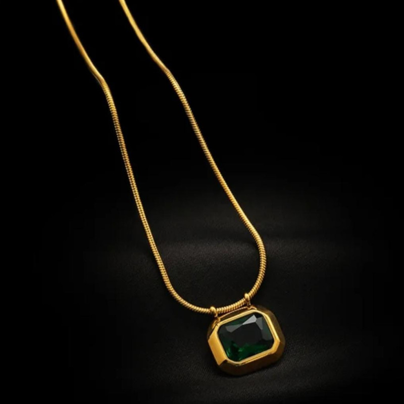 Green zircon stone necklace (Color Guarantee)