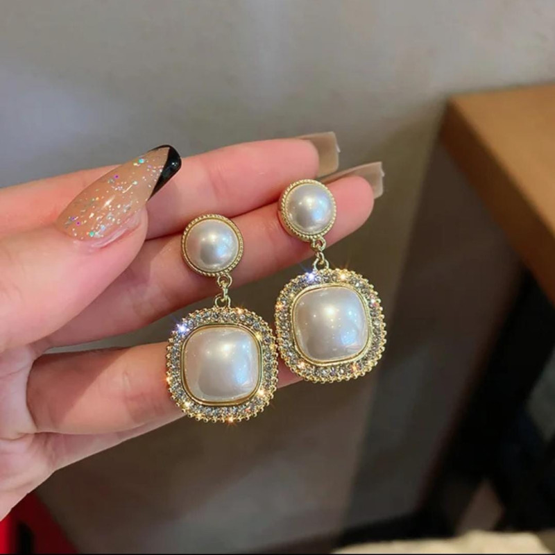 Luxury Shiny pearl diamond earring