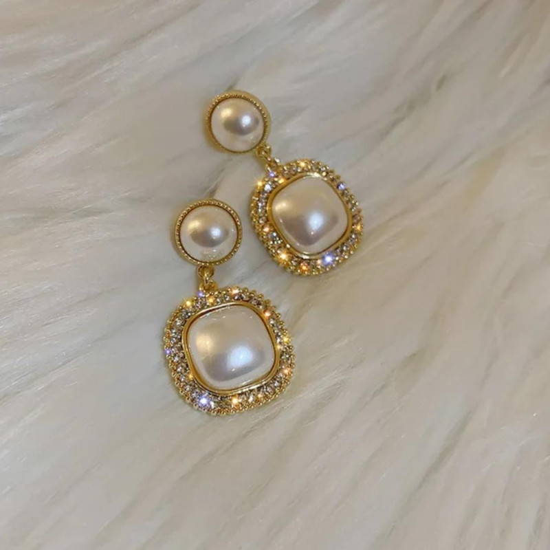 Luxury Shiny pearl diamond earring