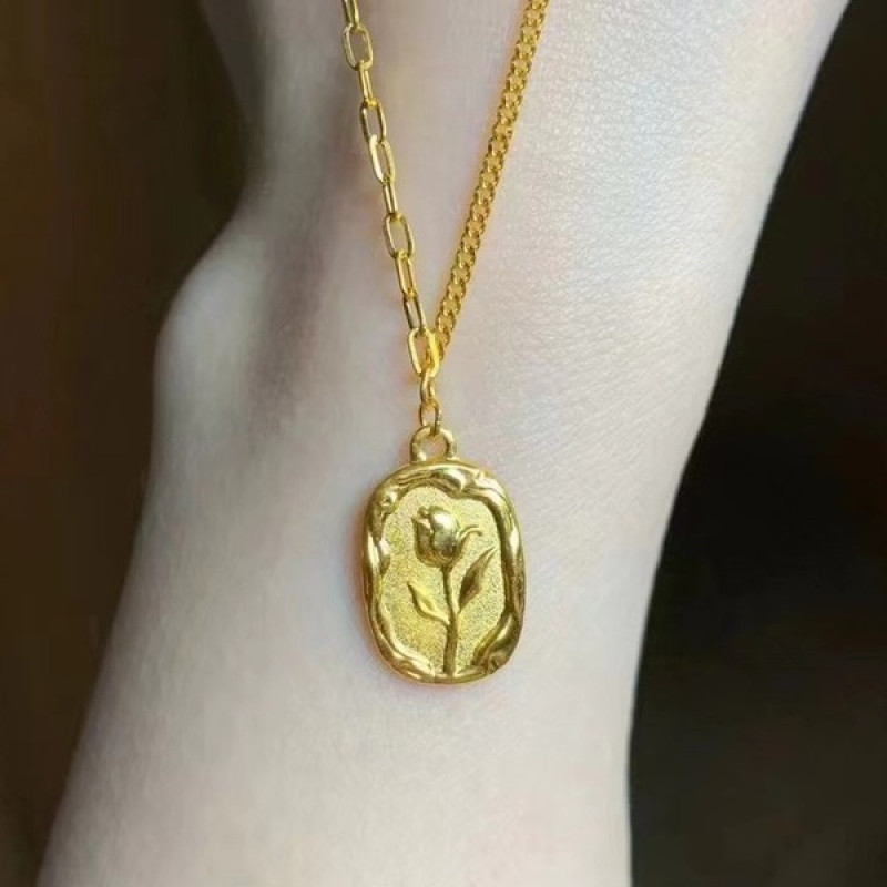 18k Tulip locket necklace (কালার গ্যারান্টি)