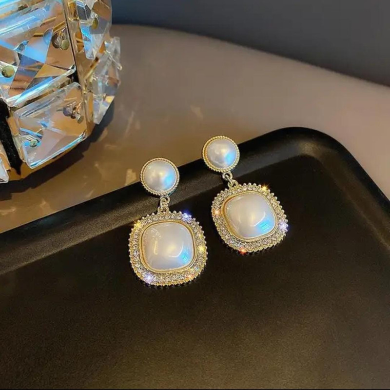 Luxury Shiny pearl diamond earring